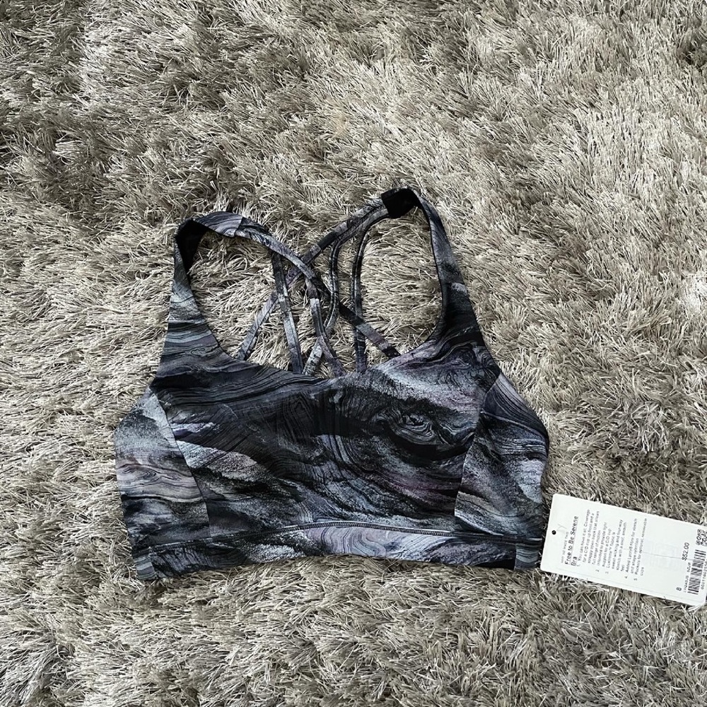 Lululemon bra